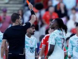 Rafael Leão Terancam Absen di Piala Dunia Usai Kartu Merah Lawan Cile
