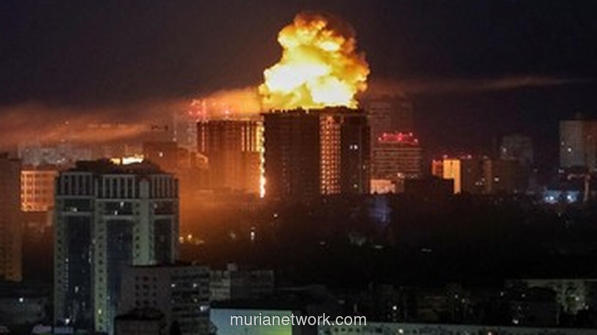 Rusia Hujani Ukraina dengan 600 Drone dan 73 Rudal, 11 Tewas di Kyiv dan Dnipro