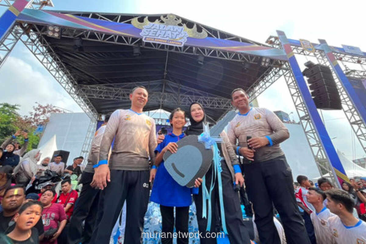 Anak Penjual Cilok Menang Mobil di HUT Bandar Lampung, Ibu Pingsan Bahagia