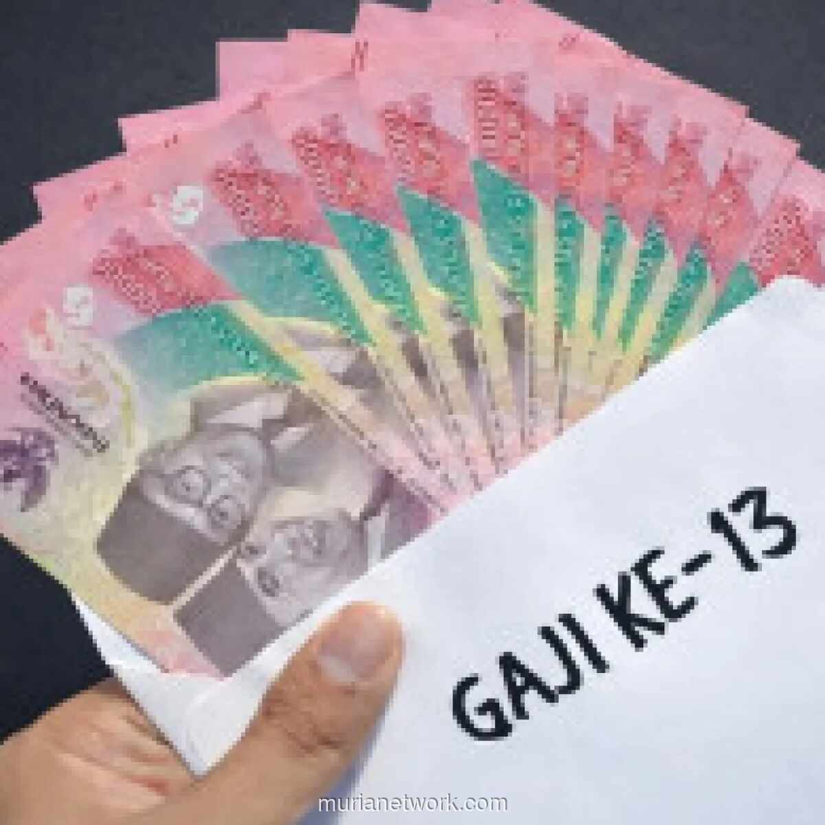 Realisasi Gaji ke-13 Baru 0,92 Persen di Daerah, Kontras dengan Pusat yang Capai 99,3 Persen