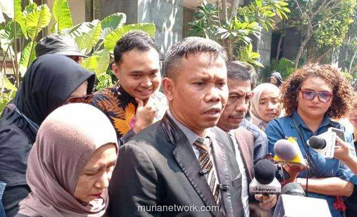 Kuasa Hukum Roy Suryo Nyatakan Perang Terbuka Secara Hukum Lawan Jokowi