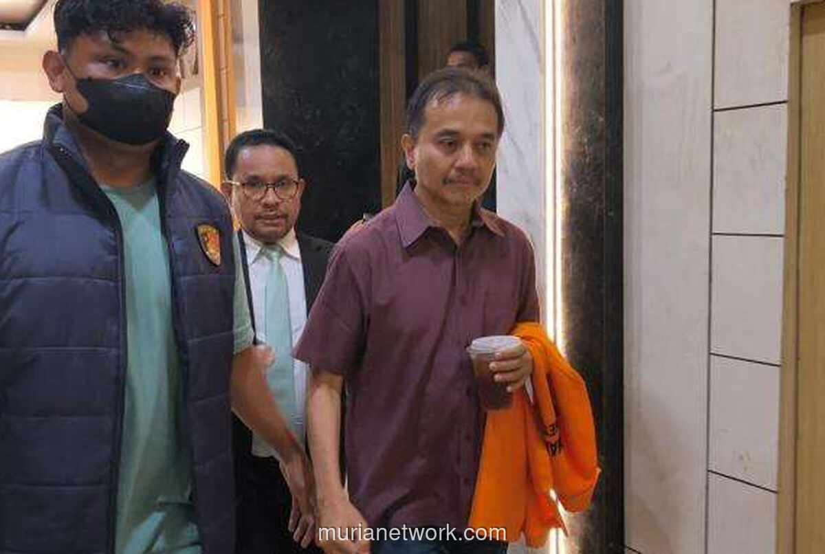 Roy Suryo dan Dokter Tifa Jalani Pemeriksaan Kesehatan Sebelum Dilimpahkan ke Kejaksaan