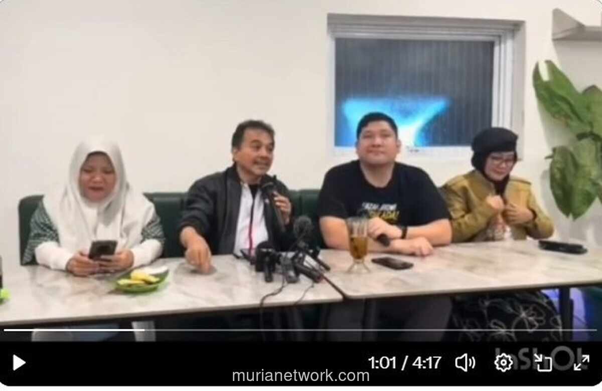 Kejanggalan Barang Bukti Ijazah Jokowi: Fotokopi Dilegalisir Agustus 2025, Asli Tak Ada