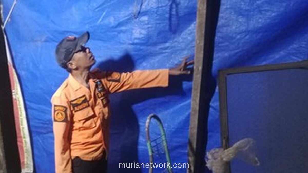 Angin Kencang di Bogor Robohkan Tembok Rumah, Satu Unit Rusak
