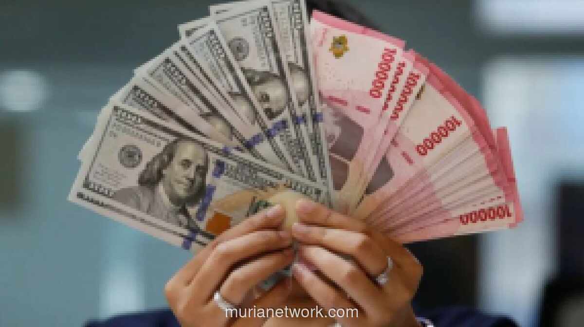 Rupiah Menguat 159 Poin ke Rp17.701 per Dolar AS, Diproyeksikan Fluktuatif hingga Akhir Sesi