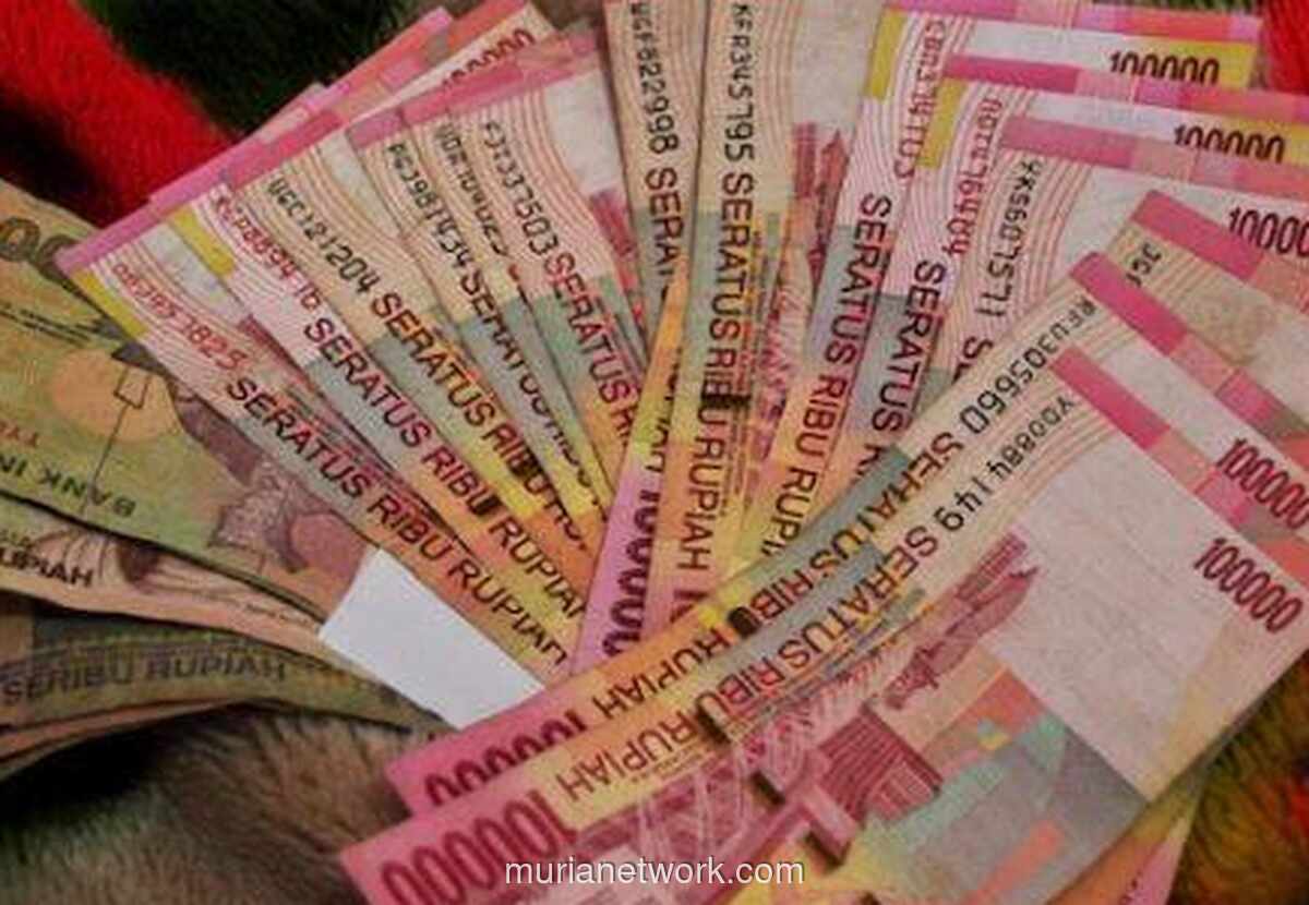 Rupiah Terperosok ke Rp18.187 per Dolar AS, Tertekan Konflik Timur Tengah dan Data AS