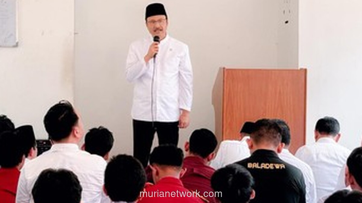 Mensos Gus Ipul Pimpin Salat Jumat di Sekolah Rakyat, Tekankan Pentingnya Mengingat Allah dan Bersyukur
