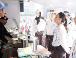 Chef Hideki Masak 250 Porsi Nasi Goreng di CFD, Meriahkan Pembukaan Pekan Olahraga Polri 2026