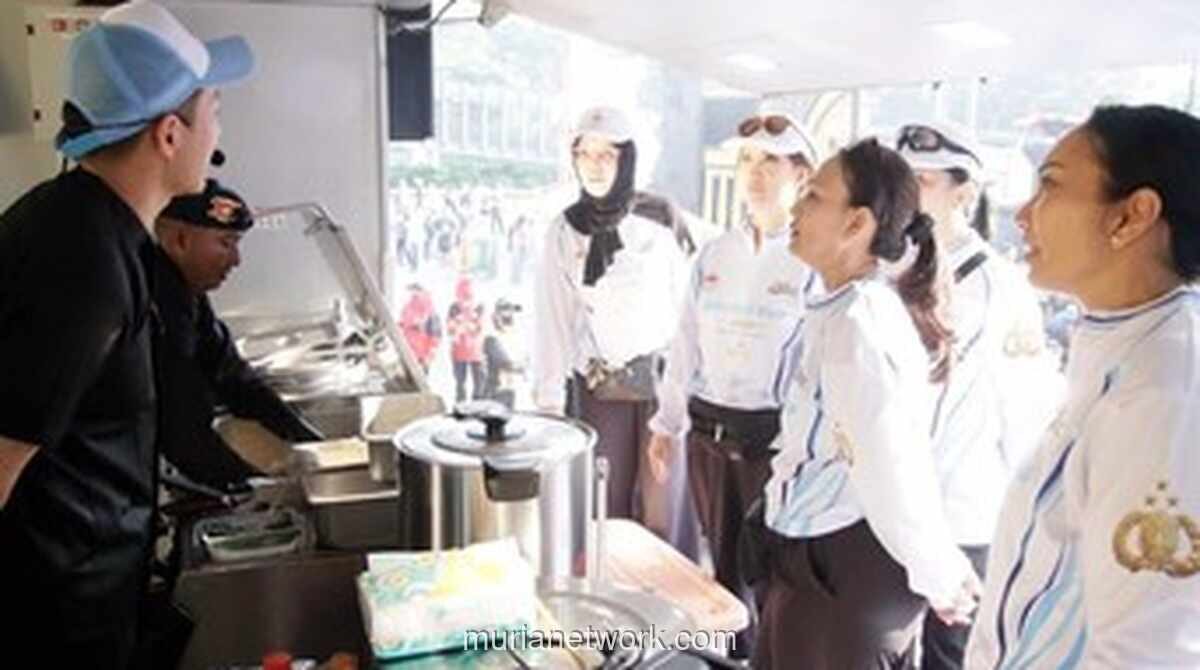 Chef Hideki Masak 250 Porsi Nasi Goreng di CFD, Meriahkan Pembukaan Pekan Olahraga Polri 2026