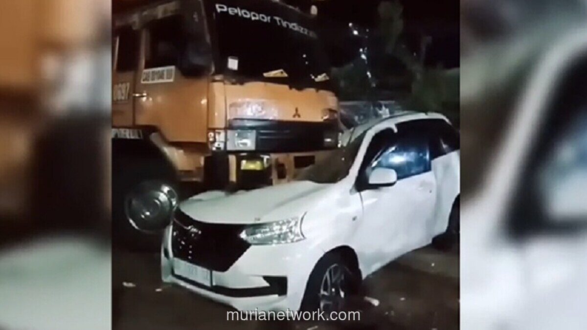 Truk Kontainer Tabrak Avanza di Maros, Sopir Terjepit Akibat Diduga Ugal-ugalan
