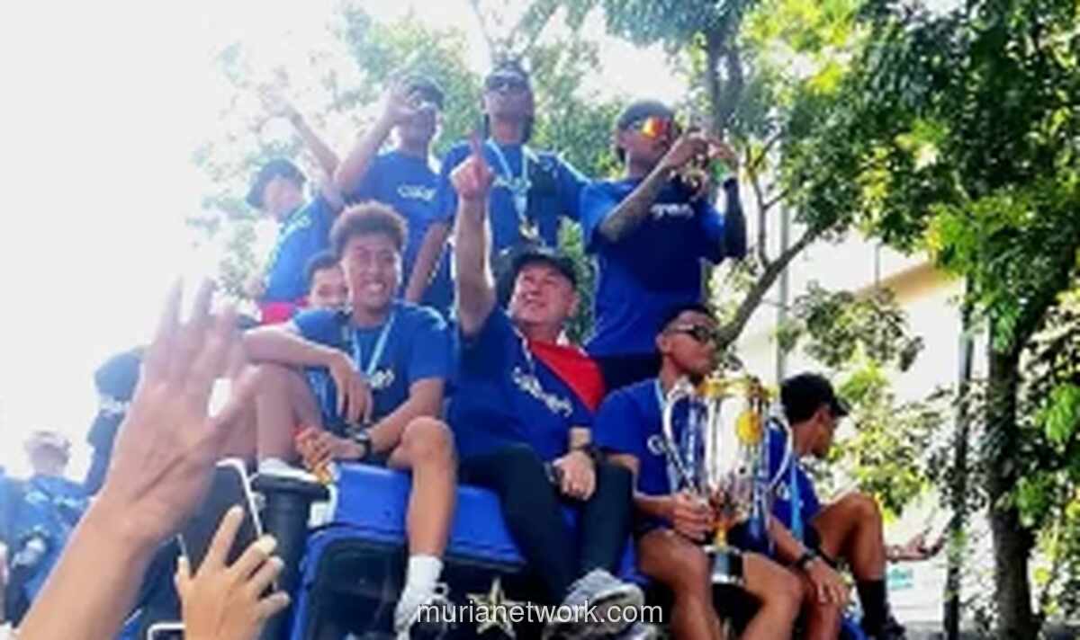 Persib Hadapi Musim Tersibuk Tanpa Bojan Hodak, Igor Tolic Dituntut Pertahankan Dominasi di Empat Ajang
