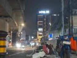 Misteri Sosok Pak Haji, Dermawan Tengah Malam yang Rutin Bagikan Uang ke Tuna Wisma Jakarta