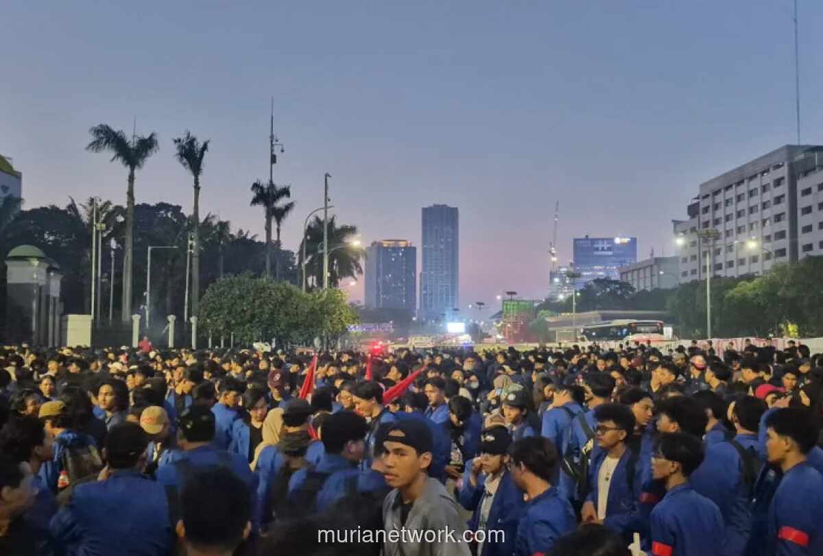 Mahasiswa Trisakti Serukan Tritura: Desak Pemulihan Ekonomi, Evaluasi Kebijakan APBN, dan Penempatan Pejabat Kompeten