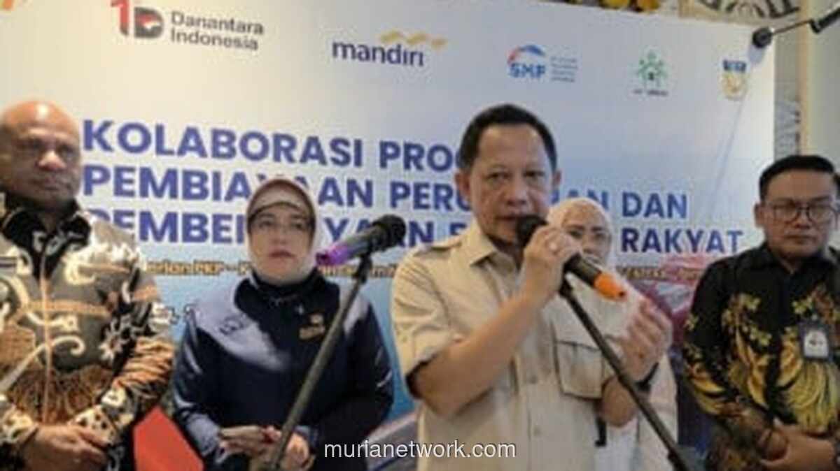Mendagri Tito Karnavian Minta Kepala Daerah di Papua Dukung Penuh Sensus Ekonomi 2026