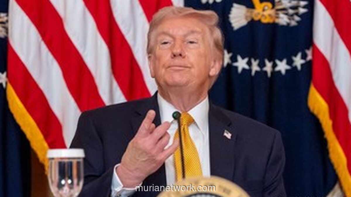 Trump di Hari Ulang Tahun ke-80 Bahas Iran, Rusia, dan Ukraina Lewat Telepon dengan Putin dan Zelensky