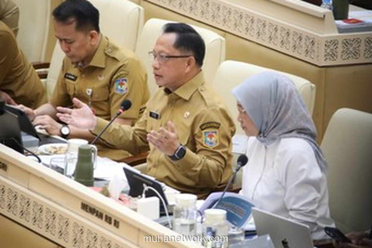 Mendagri Tito Pastikan Tak Ada PHK Massal dalam Penataan PPPK dan Honorer