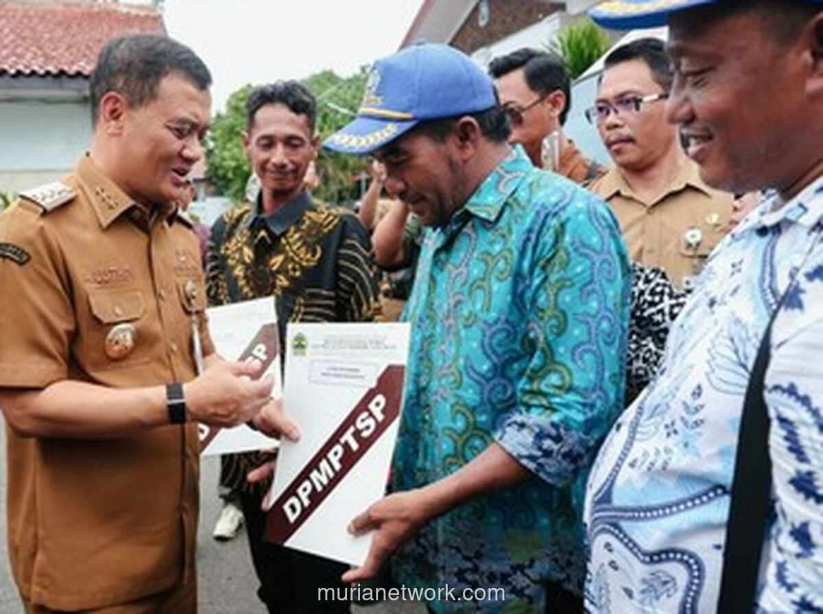 Gubernur Jateng Instruksikan Nelayan yang Sudah Urus Izin Ajak Rekan Lain Manfaatkan Layanan Jemput Bola