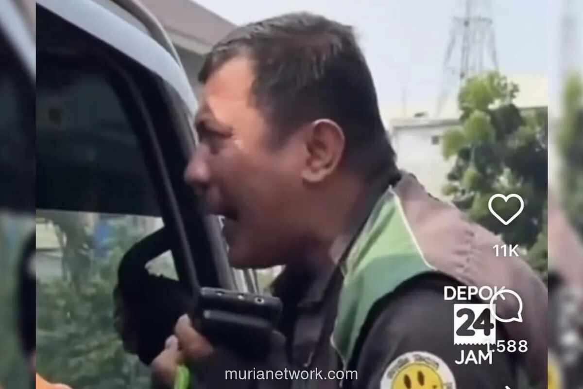 Penertiban Parkir Liar di Jatinegara, Lima Motor Terjaring, Pengemudi Ojol Histeris saat Diderek