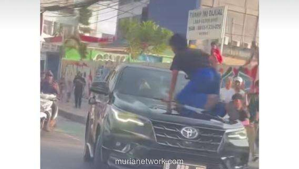 Pengemudi Fortuner Diamuk Massa di Tanah Abang, Polisi Dalami Dugaan Tabrak Lari