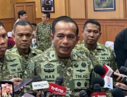TNI Buka Suara soal Personel Hadang Mahasiswa di Bundaran HI: Bertugas Bantu Polri