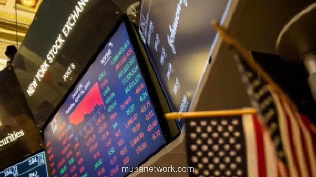 Wall Street Tertekan Lagi, Sektor Teknologi Lesu Jelang Laporan Micron