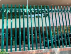Dua Mal di Surabaya Dipasangi Pagar Besi, Ini Penampakannya