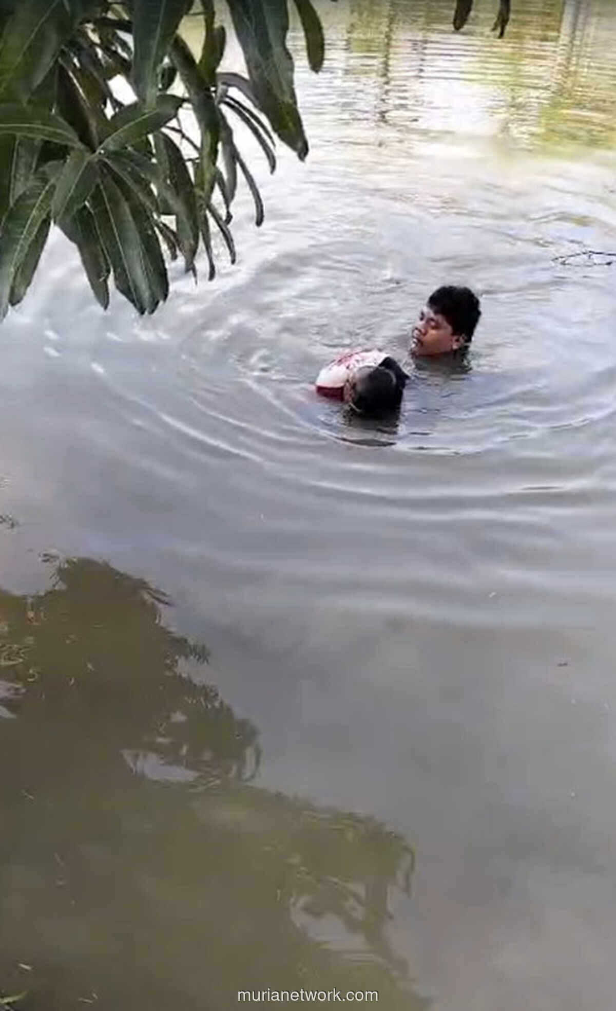 Dua Anak Tenggelam di Kolam Galian Perumahan Karawang