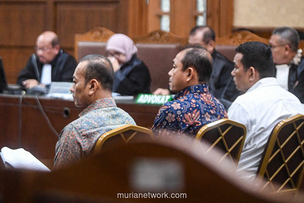 Tiga Mantan Pejabat Bea Cukai Didakwa Terima Suap dan Gratifikasi Rp78 Miliar