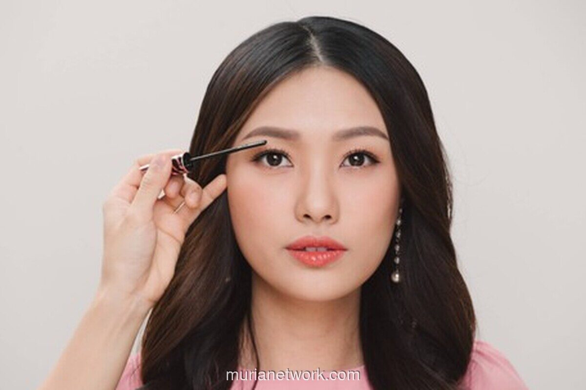 Maskara Jadi Produk Makeup Paling Laris, Ini 5 Rekomendasi Terbaik