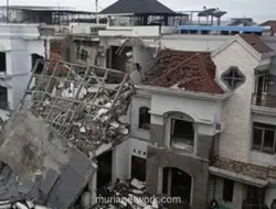 Ledakan di Perumahan Elite Medan Rusakkan Tujuh Rumah, Enam Orang Diduga Terjebak