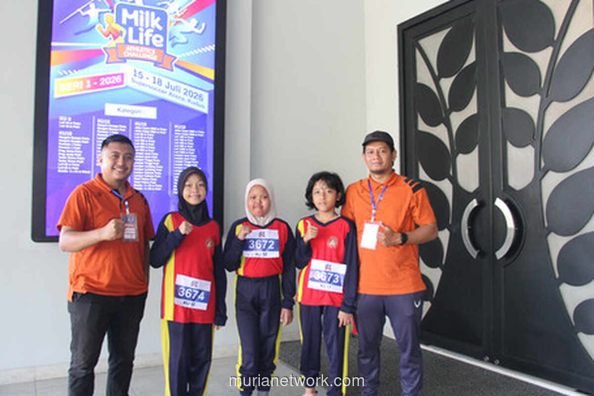 Tiga Siswi Tuna Rungu dari Kudus Tampil di Lintasan Atletik MilkLife Challenge