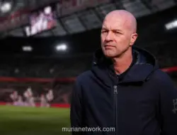 Ajax Nego Daley Blind untuk Pulang ke Amsterdam