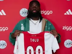 Ajax Resmi Pinjam Tolu Arokodare dari Wolves dengan Opsi Pembelian