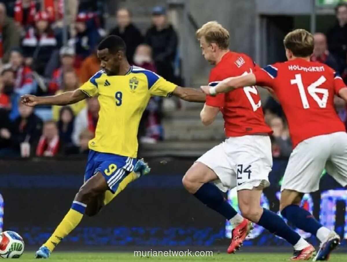 Alexander Isak Bersinar di Piala Dunia, Hormati Asal Usul Orang Tua dengan Bendera Eritrea