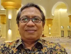 Azan Terakhir: Sebuah Fiksi tentang Runtuhnya Peradaban Islam di Indonesia