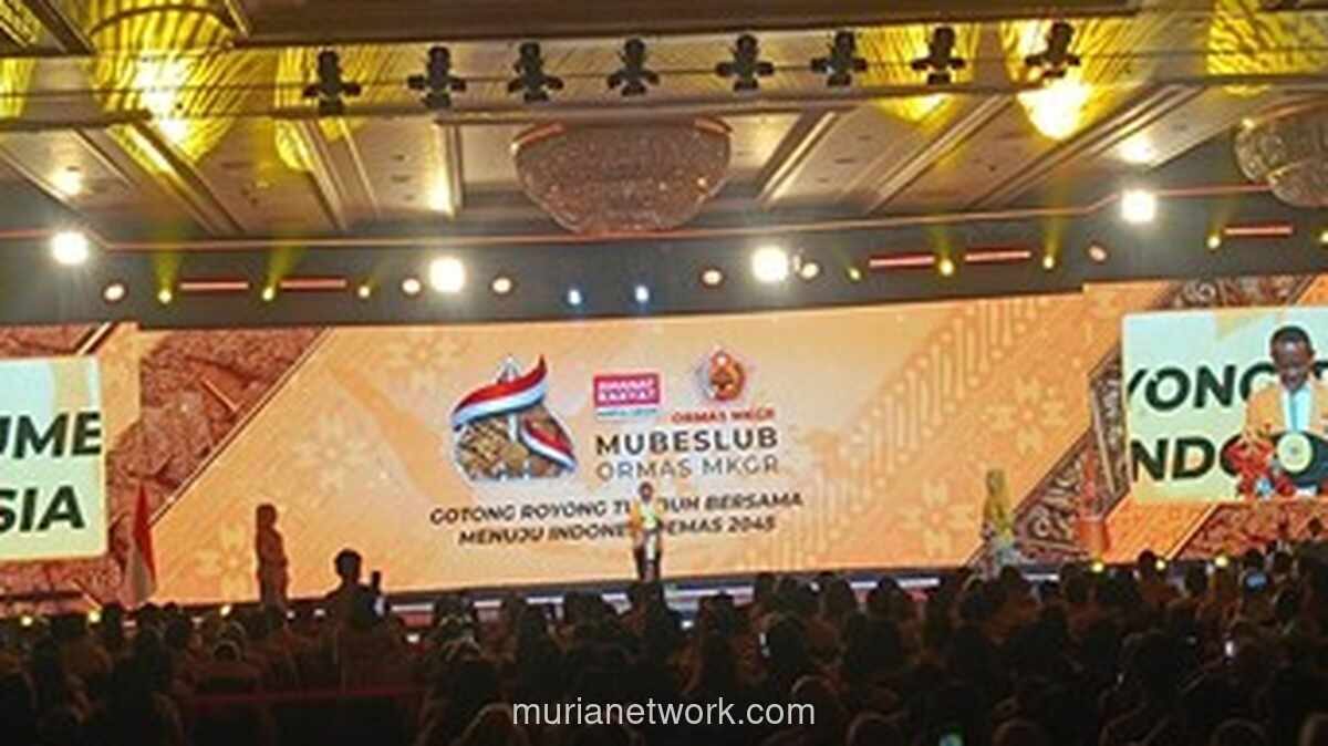 Bahlil Minta Kader MKGR Dukung Pemerintahan Prabowo-Gibran Lewat Masukan Konstruktif