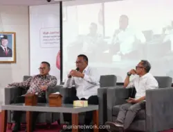 Menteri LH Jumhur Hidayat Dorong Moratorium Penebangan Hutan Demi Lingkungan