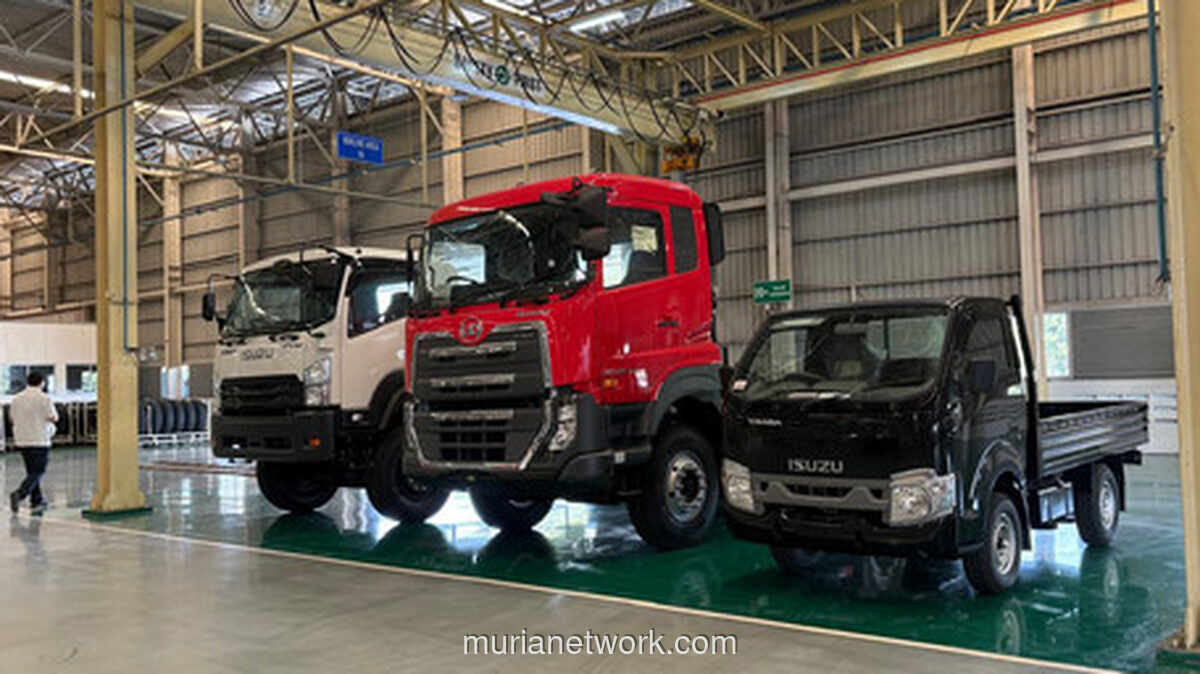 Isuzu Targetkan Kenaikan TKDN, Toyota Innova Zenix Facelift Terpantau, dan Lelang Ferrari Langka