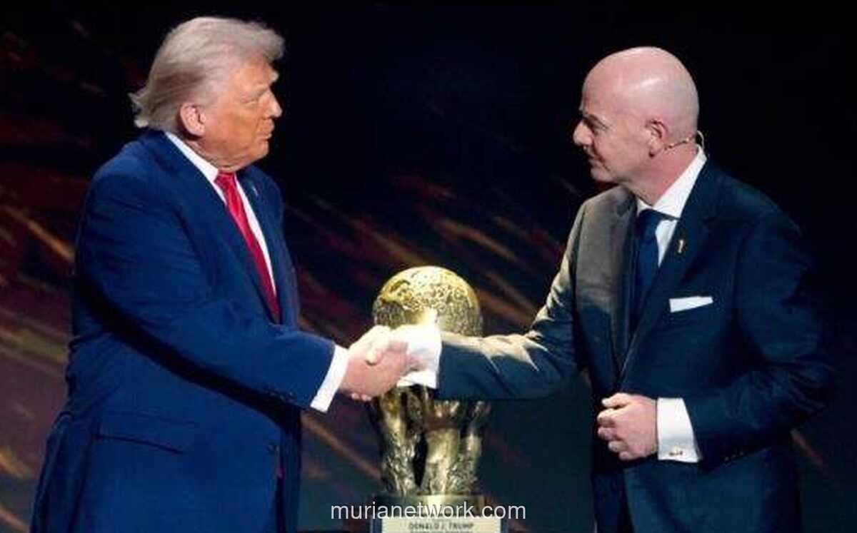 Trump Lobi FIFA Batalkan Kartu Merah Balogun, Skorsing Ditangguhkan