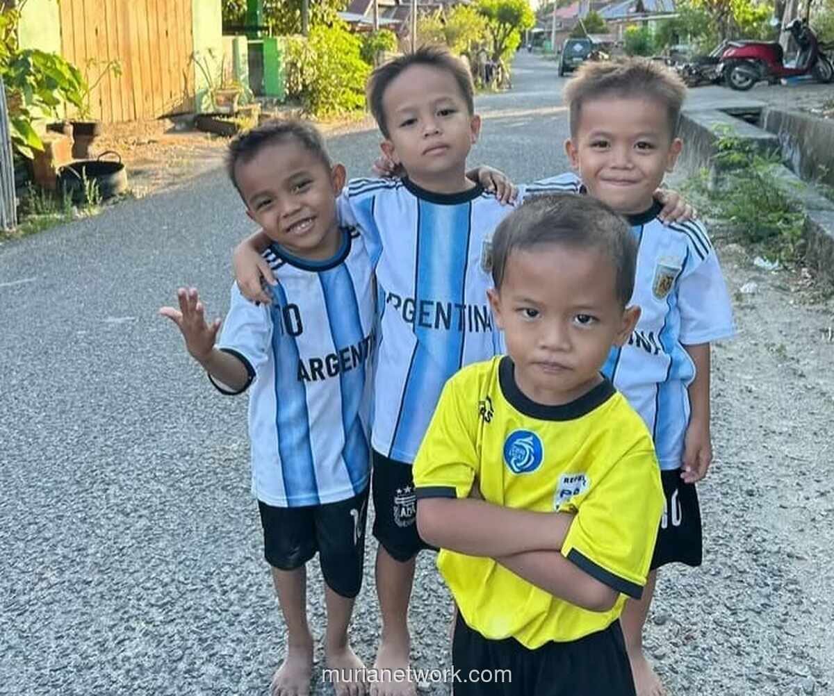 Parodi Piala Dunia 2026 oleh Bocah Majene Viral, Kreativitas Kampung Mendunia