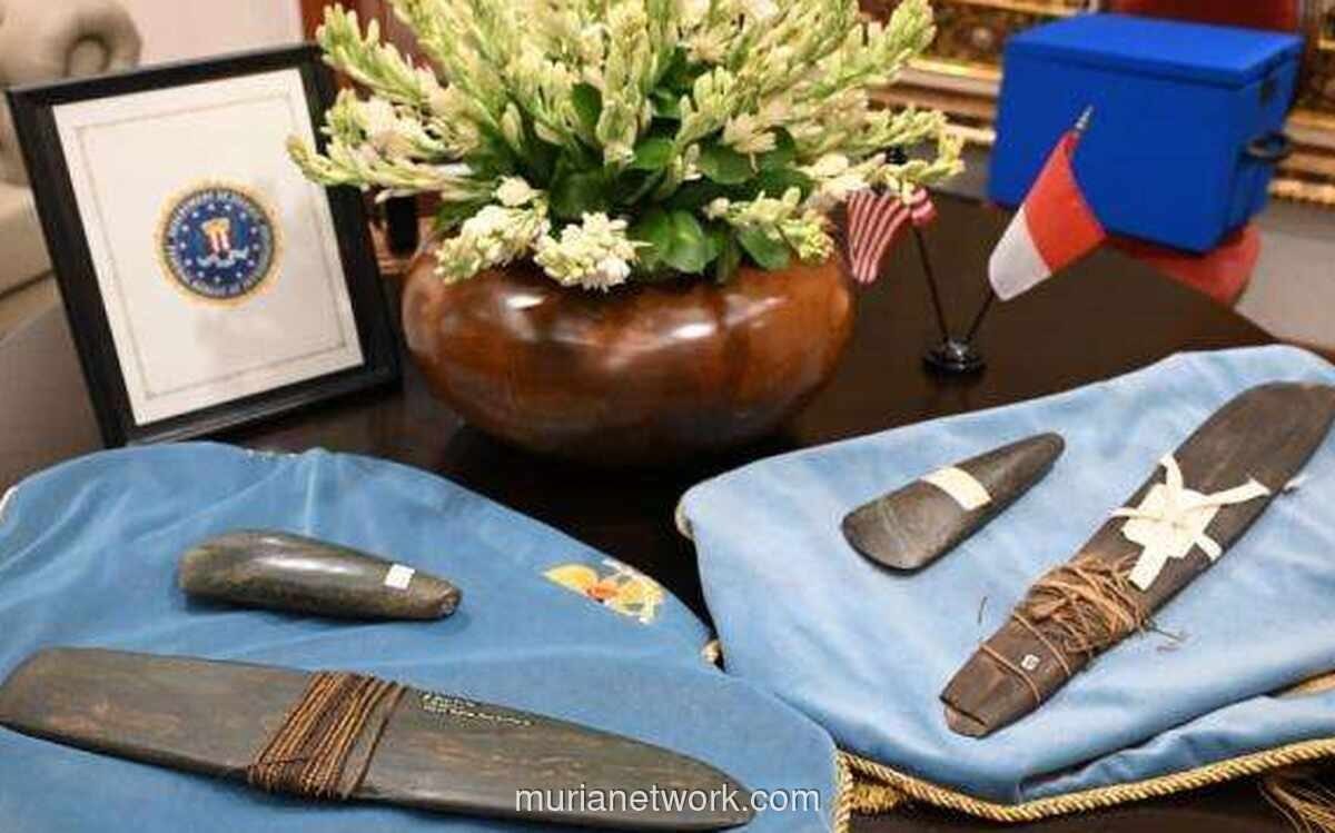 Bos FBI Temui Prabowo, Serahkan Langsung Artefak Papua Hasil Repatriasi