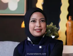 Tantri Kotak Dipeluk Pria Tak Dikenal Saat Manggung, Sempat Guncang