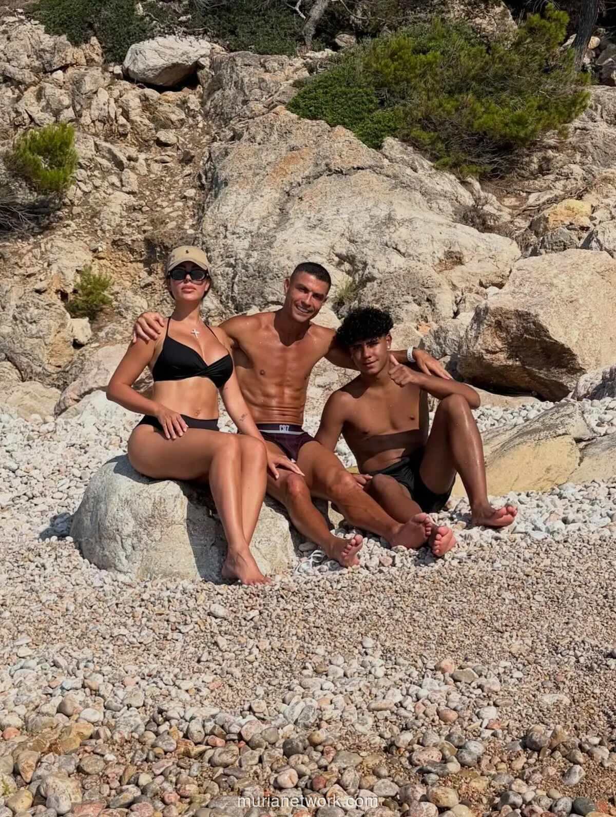 Cristiano Ronaldo dan Georgina Rodriguez Habiskan Liburan di Mallorca