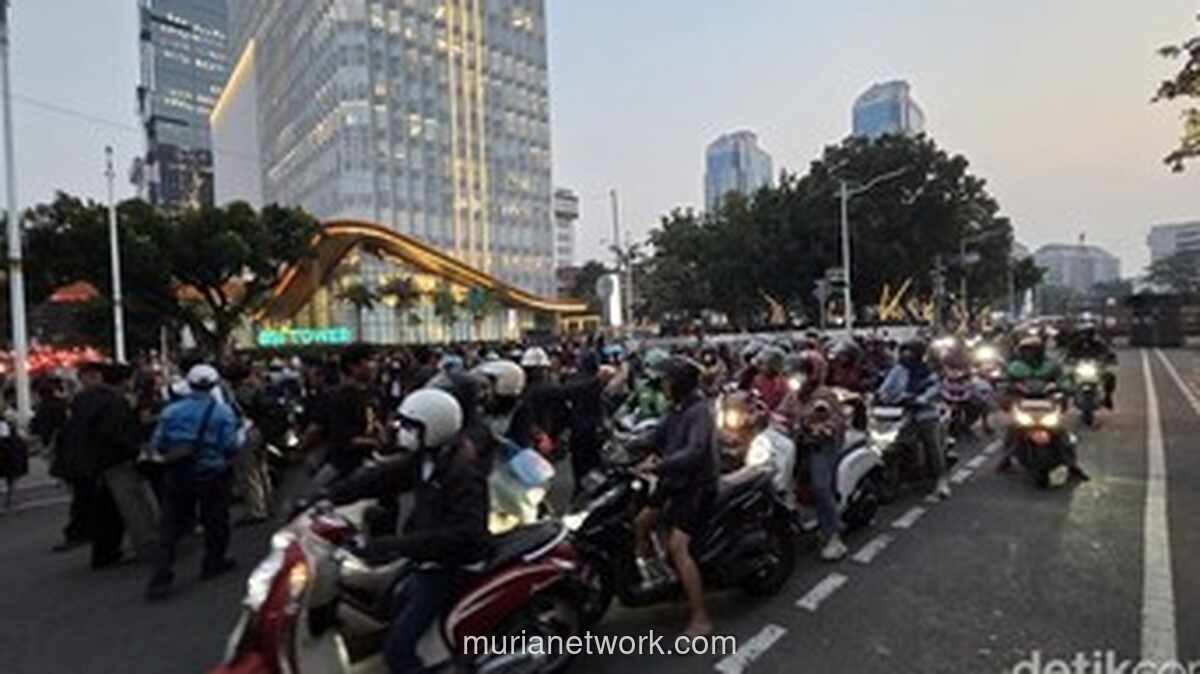 Demo Mahasiswa UNJ di Jakpus Berakhir, Jalan Menuju Gambir Kembali Dibuka