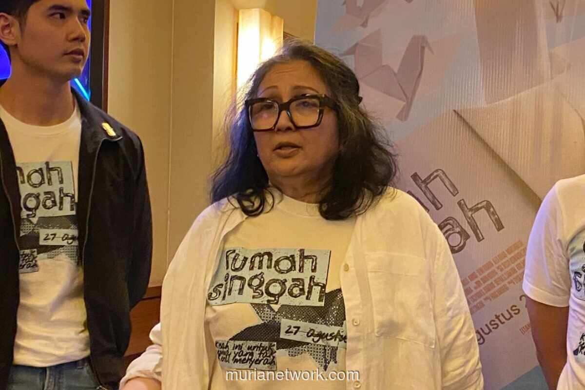 Dewi Irawan Persembahkan Film Rumah Singgah untuk Mendiang Suami dan Adik yang Meninggal karena Kanker