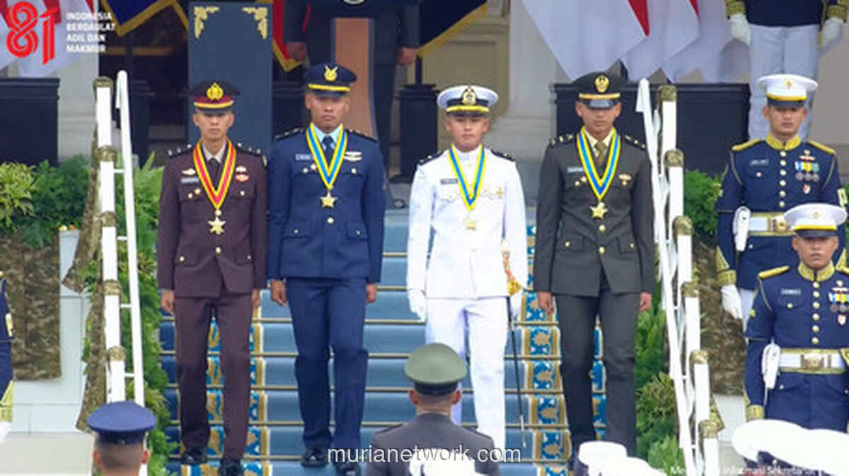 Prabowo Lantik 1.177 Perwira TNI-Polri, Empat Lulusan Terima Adhi Makayasa