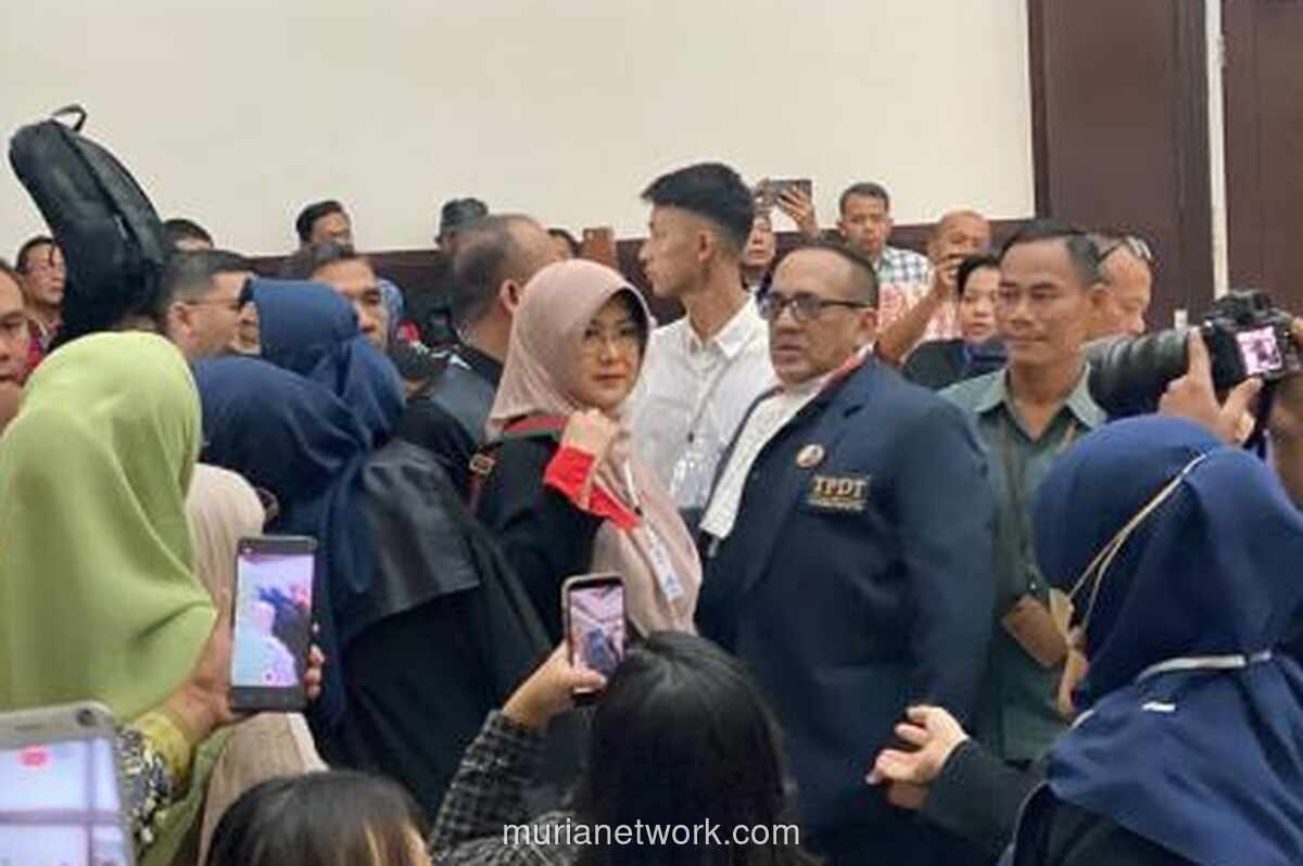 Dokter Tifa Didakwa Pasal Berlapis dalam Kasus Tudingan Ijazah Palsu Jokowi
