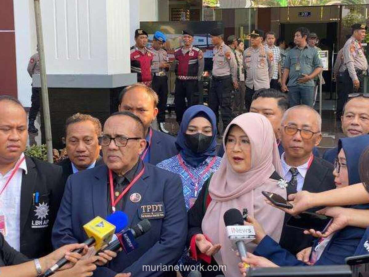 Dokter Tifa Jalani Sidang Perdana Kasus Ijazah Jokowi, Klaim Tak Ada Sponsor