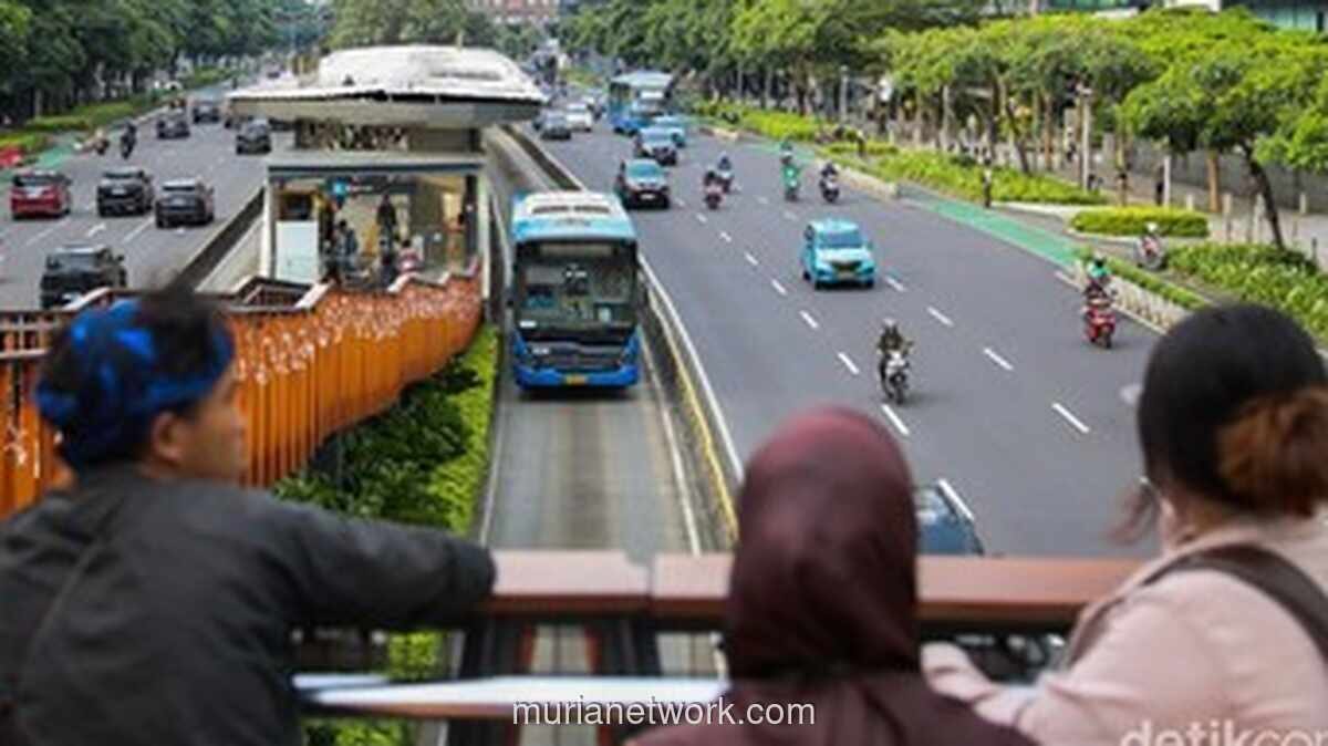 DTKJ Usulkan Tarif Berlangganan TransJakarta Rp200 Ribu per Bulan