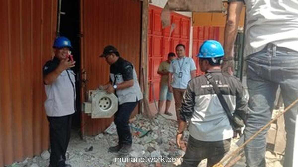 Ruko di Bekasi Dibongkar Usai Ketahuan Curi Listrik untuk Tambang Bitcoin Ilegal
